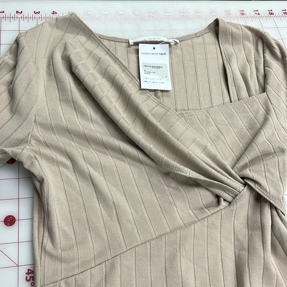 ASTR THE LABEL NWT Party/Work Asymmetric Twist Front Channel Knit Oatmeal DressM - Picture 7 of 16